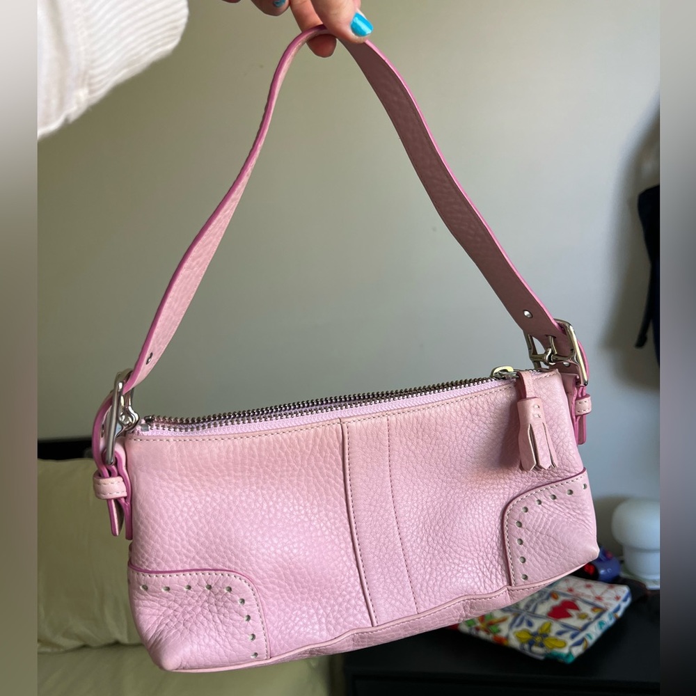 ✨SOLD✨Vintage Pink Coach Bag